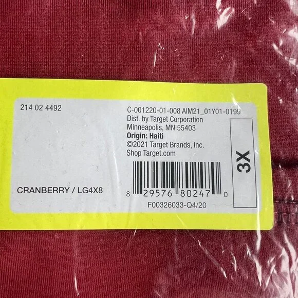 All in Motion Women's Plus Size Simplicity Mid-Rise Capri Leggings 20" Red 3X - Picture 4 of 4